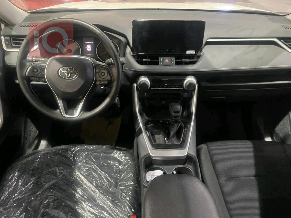 تويوتا راف 4